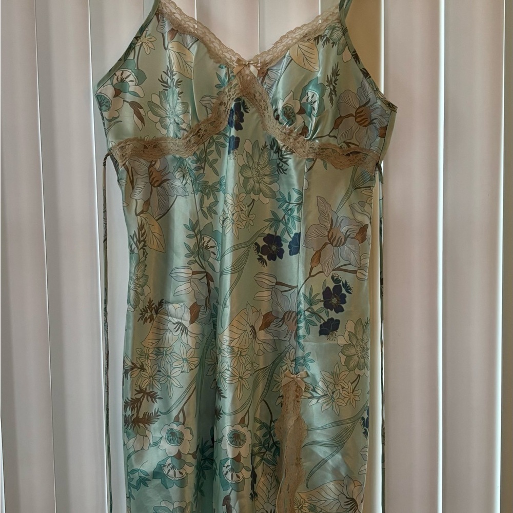 Apt. 9 Intimates Blue Floral Camisole Nightgown Size M